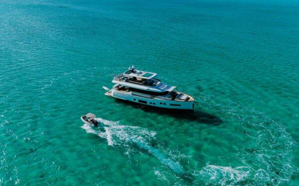 NORMAN'S T4 Catamarano di lusso