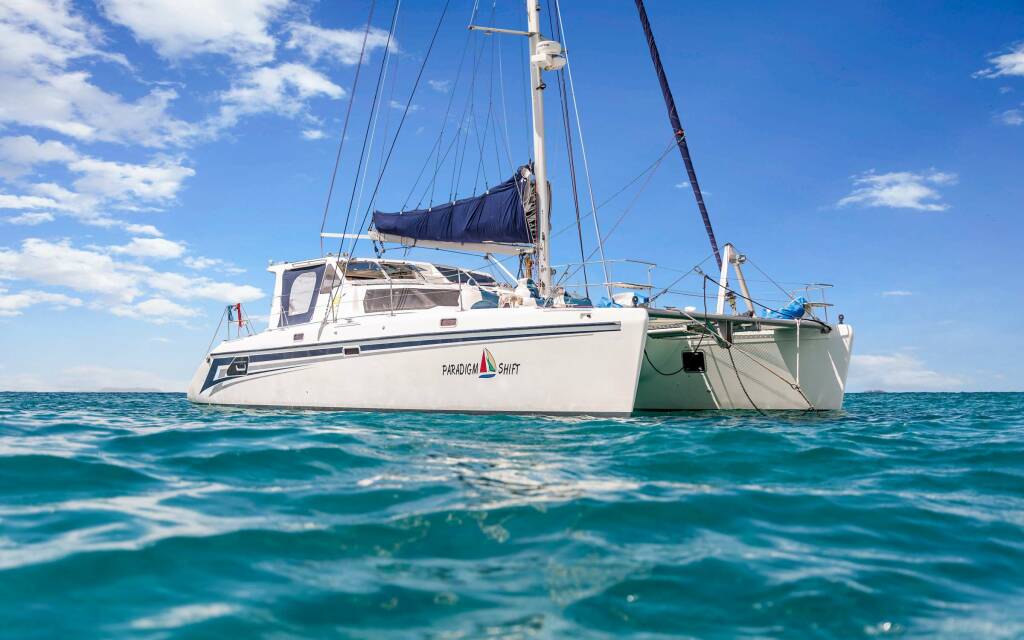 PARADIGM SHIFT Luxusný katamarán
