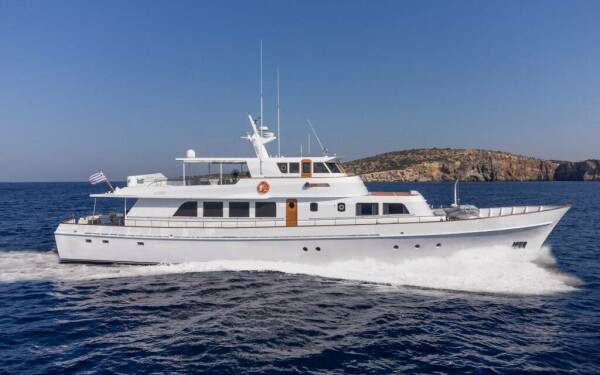 TAKA Catamarano di lusso