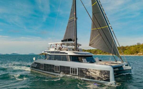 E-motion Catamarano di lusso