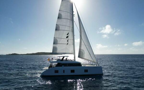 ENTRE4 Luxusný katamarán