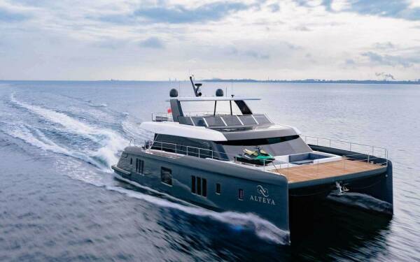 ALTEYA Catamarán de lujo