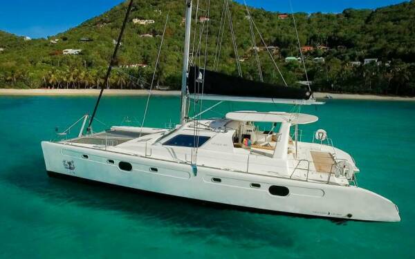 VOYAGE 480 Luxury catamaran