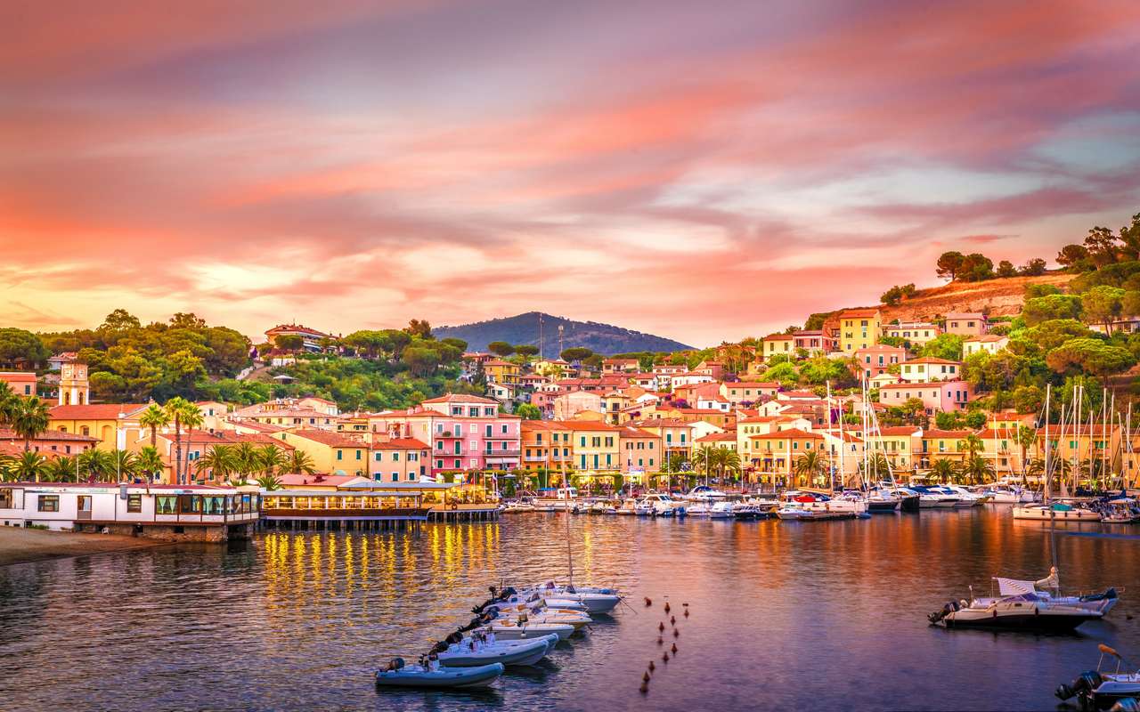 Extra Days between the Tuscan Archipelago and Corsica