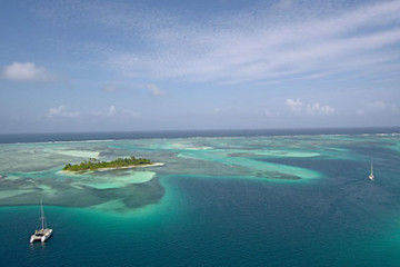 Rejs żeglarski w Belize, Karaiby