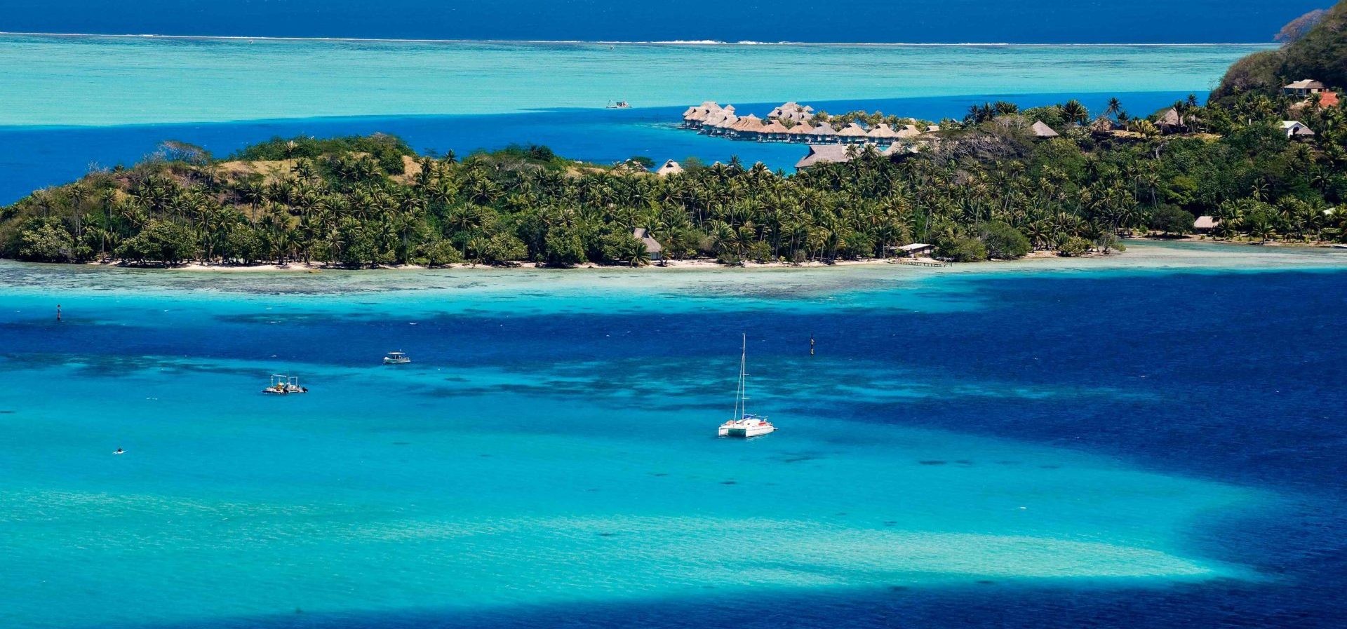 Tahiti and French Polynesia: 11 day catamaran cruise