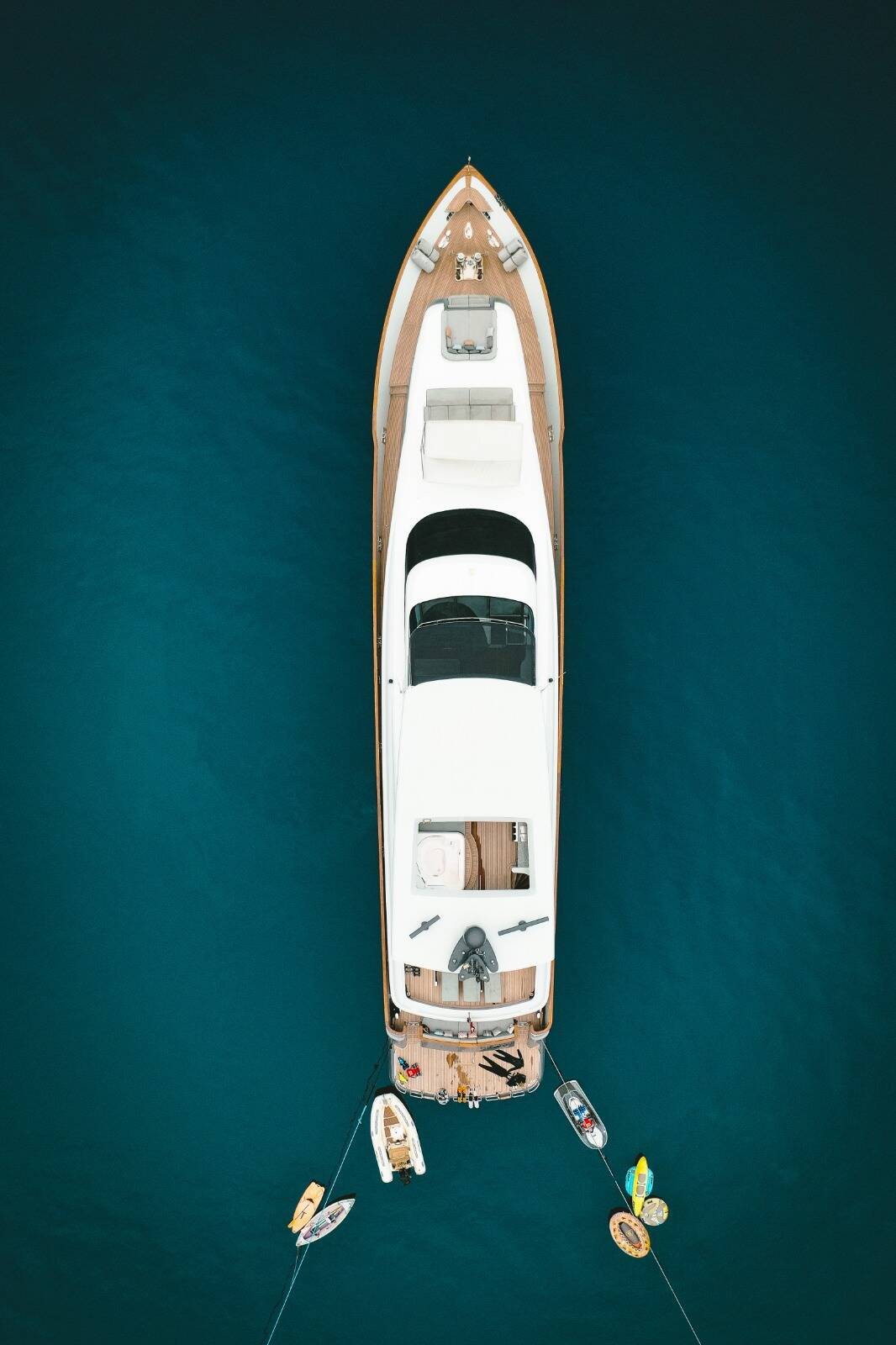 42 M Motor Yacht Crocus, CROCUS