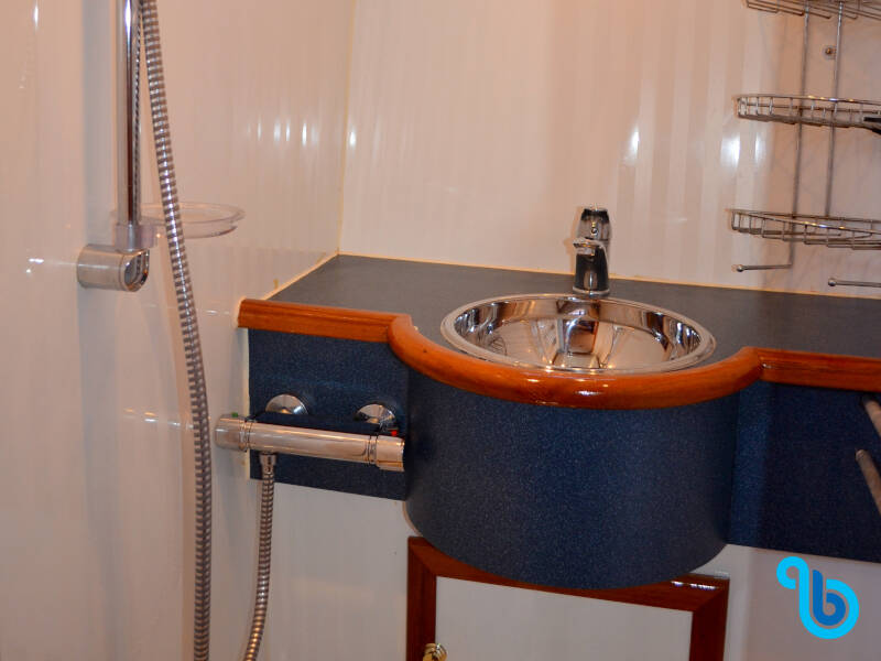 Advantage 38 , Drait 88