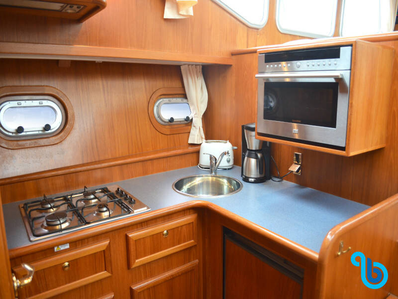 Advantage 42 , Drait 79