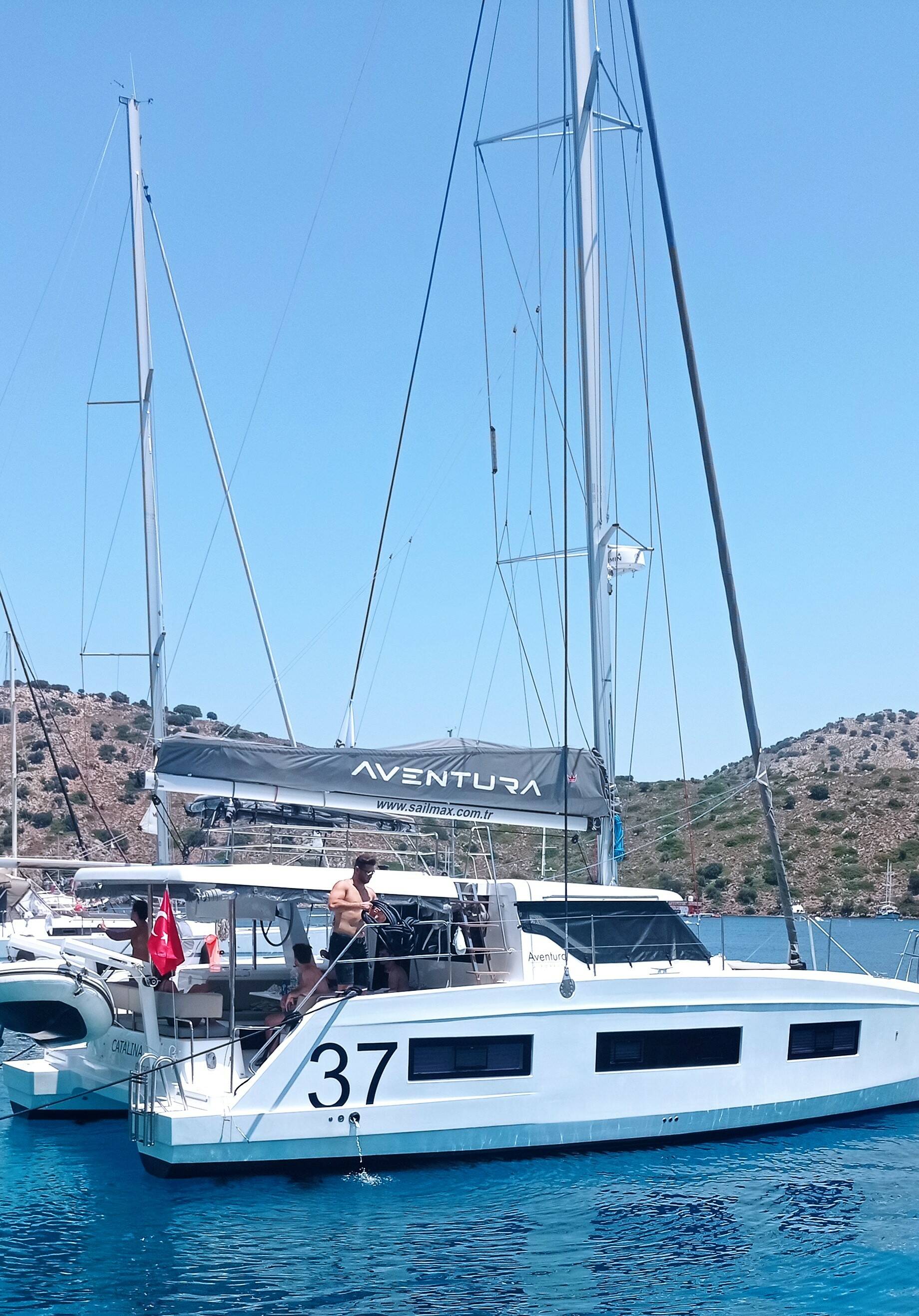 Aventura 37, Catalina