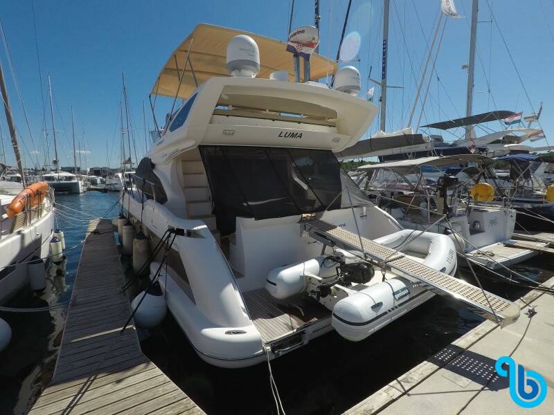 Azimut 47 Fly, LUMA