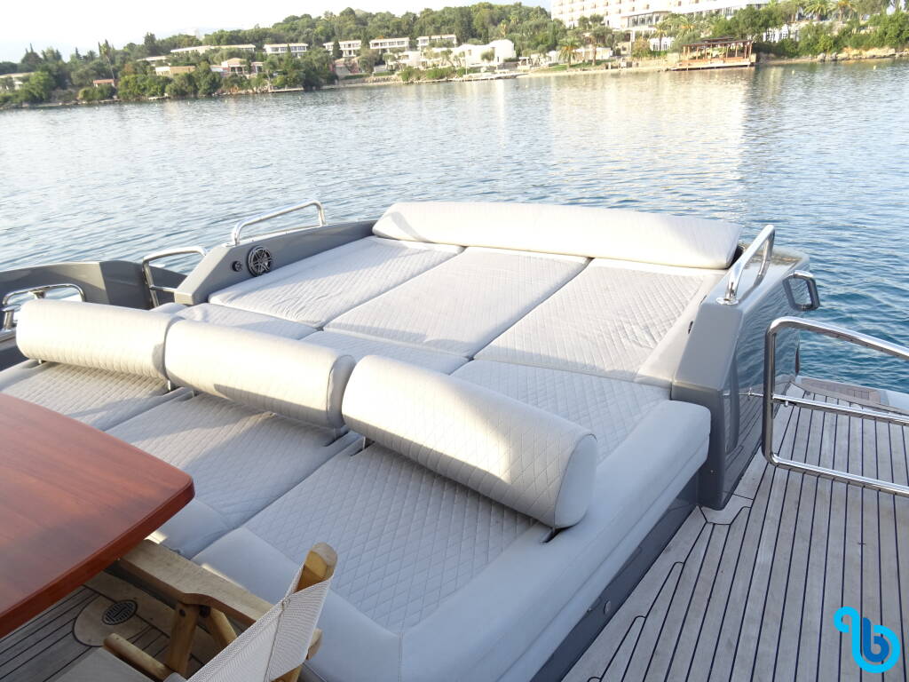 Azimut 86, Super Toy