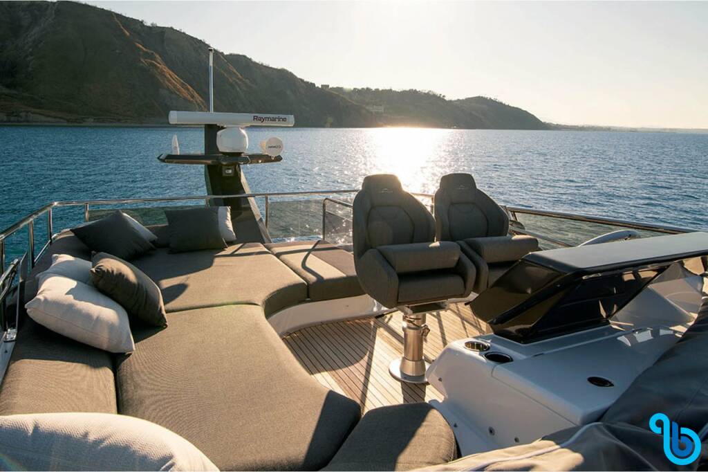 Azimut S6, Leda