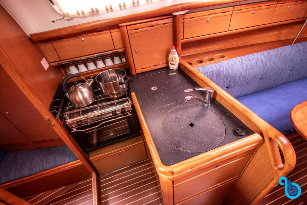 Bavaria 31 Cruiser, Cruiser