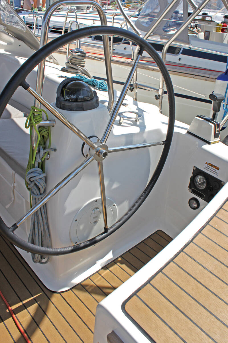 Bavaria 42 Cruiser, Iraklis