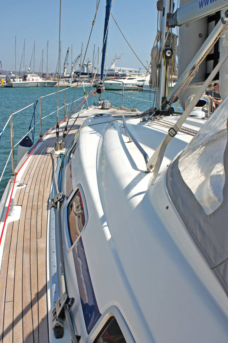 Bavaria 42 Cruiser, Iraklis