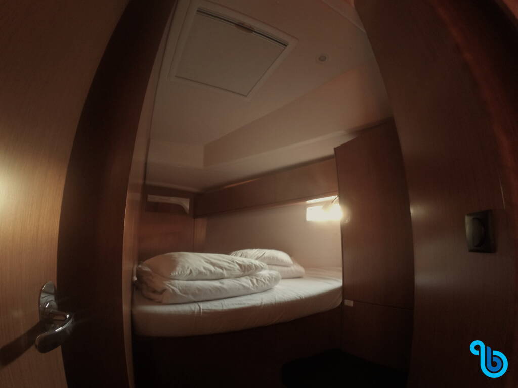 Bavaria 46 Cruiser, Elektra