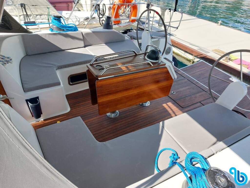 Bavaria 51 Cruiser, Vera