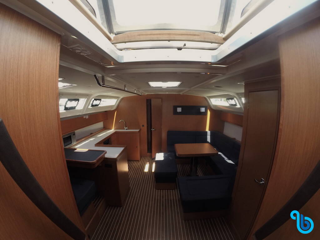 Bavaria 51 Cruiser, Given To Fly