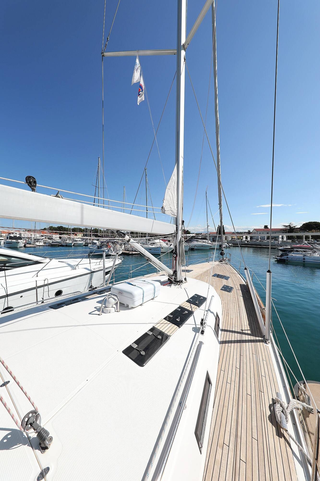 Bavaria 55 Cruiser, Rawa