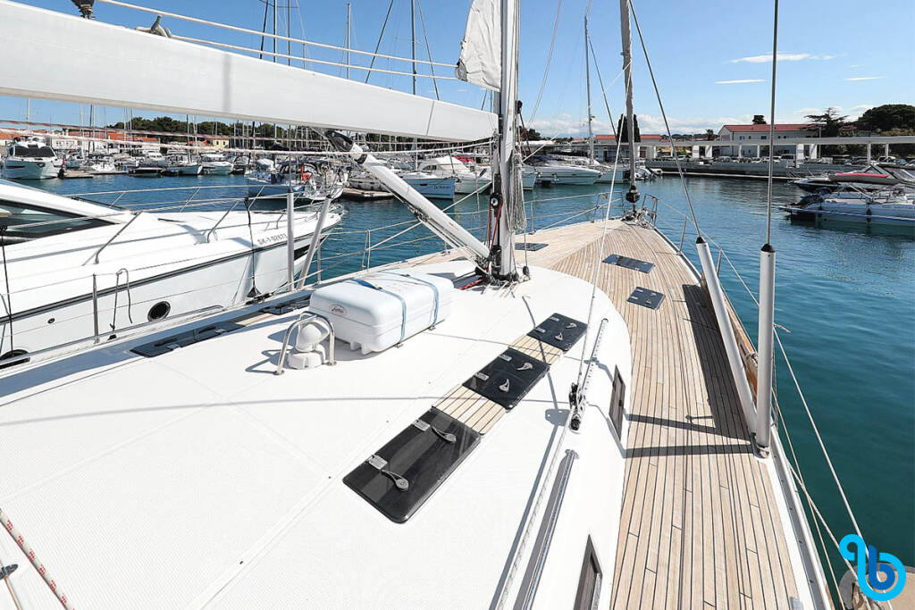 Bavaria 55 Cruiser, Rawa