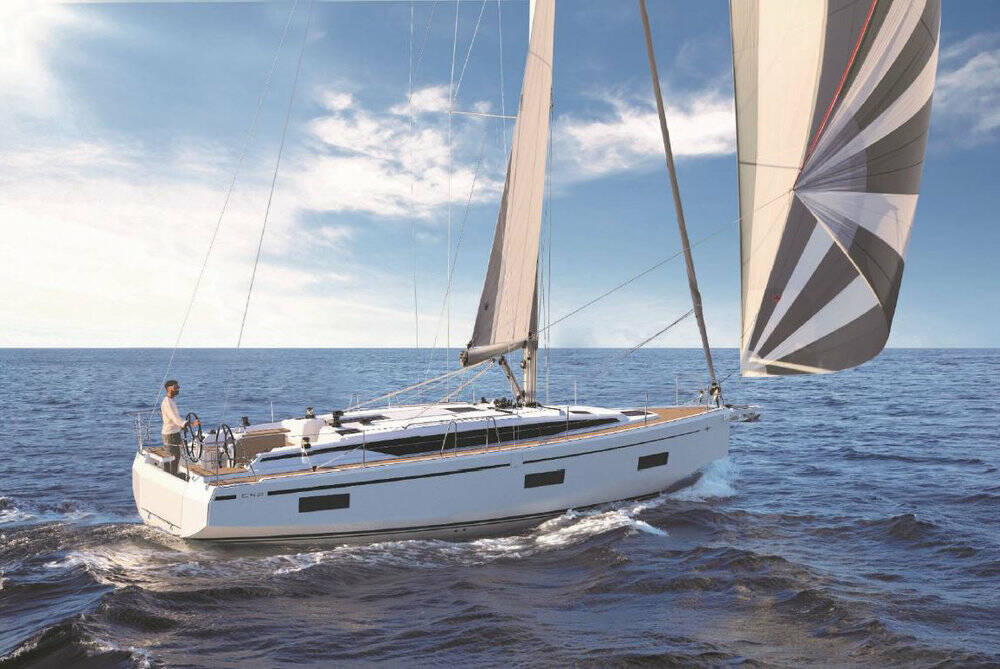 Bavaria C42 Style, AURELIA