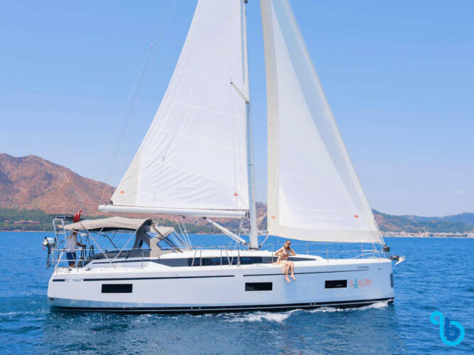 Bavaria C42 Sorores