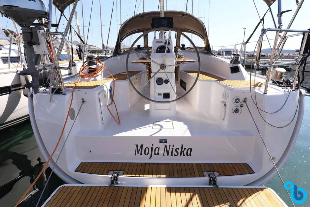 Bavaria Cruiser 33, MOJA NISKA