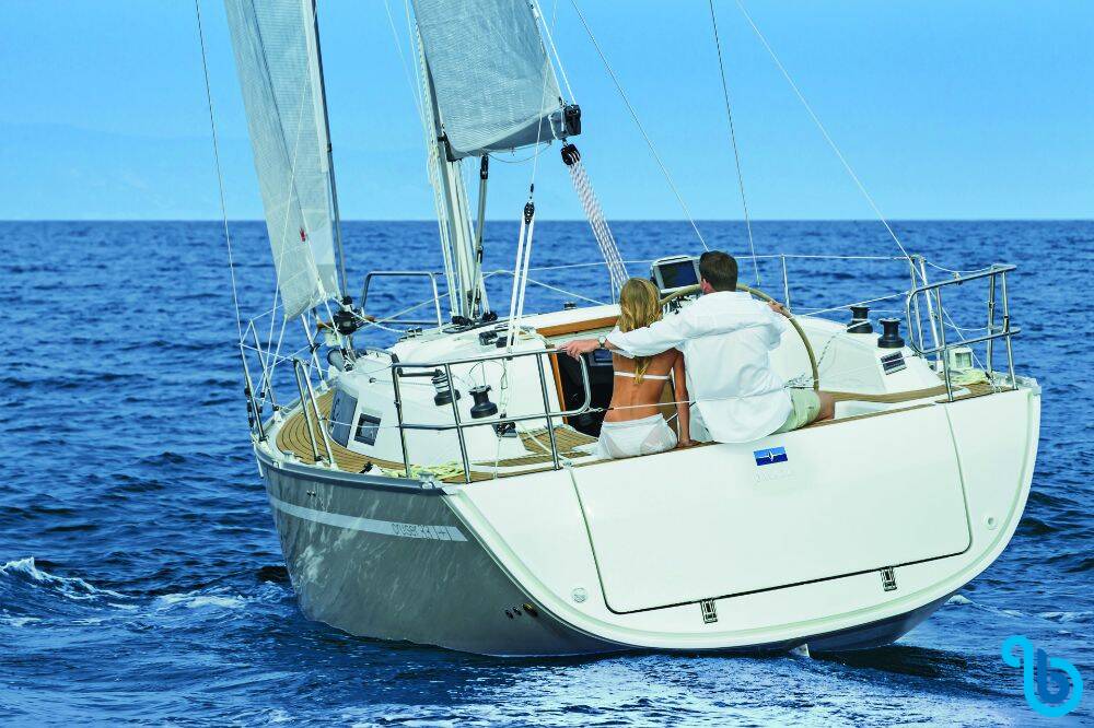 Bavaria Cruiser 34, Luna