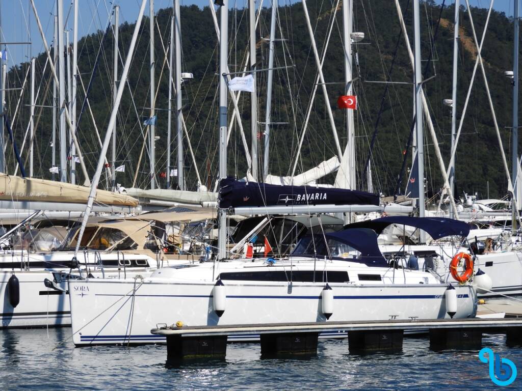 Bavaria Cruiser 34, Sora