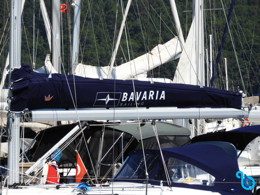 Bavaria Cruiser 34, Sora