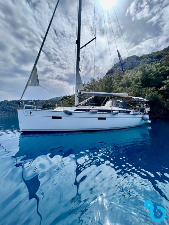 Bavaria Cruiser 37, Enjoy the Silence