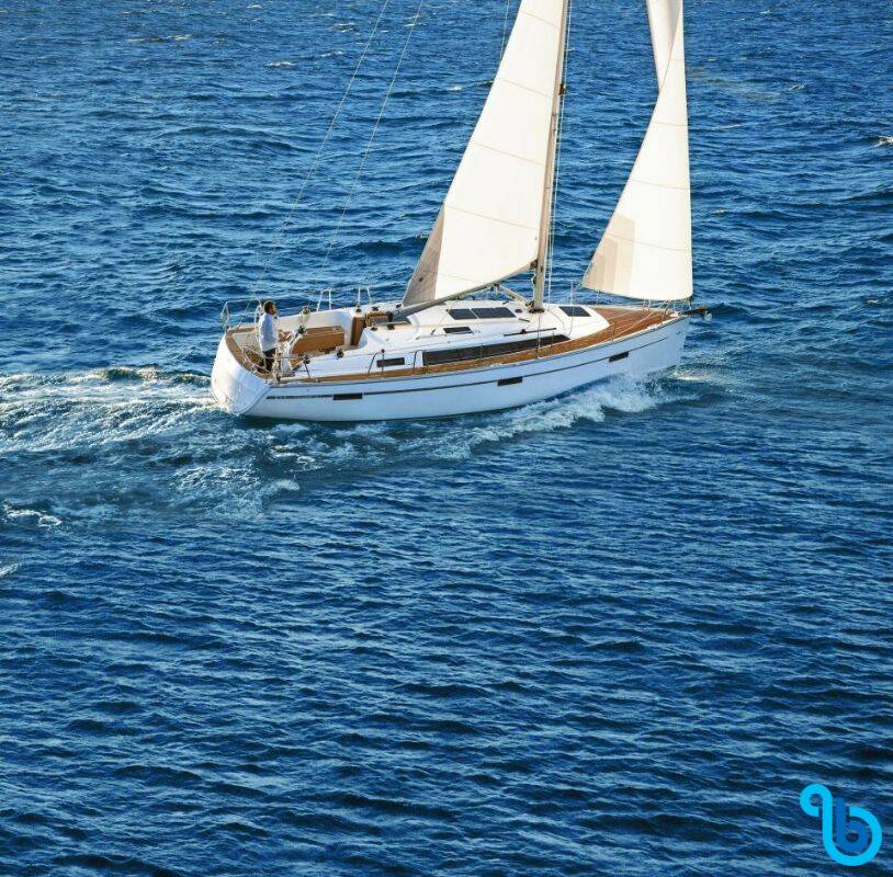 Bavaria Cruiser 37, SNELLY