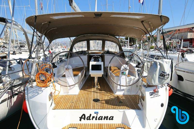 Bavaria Cruiser 37, Adriana