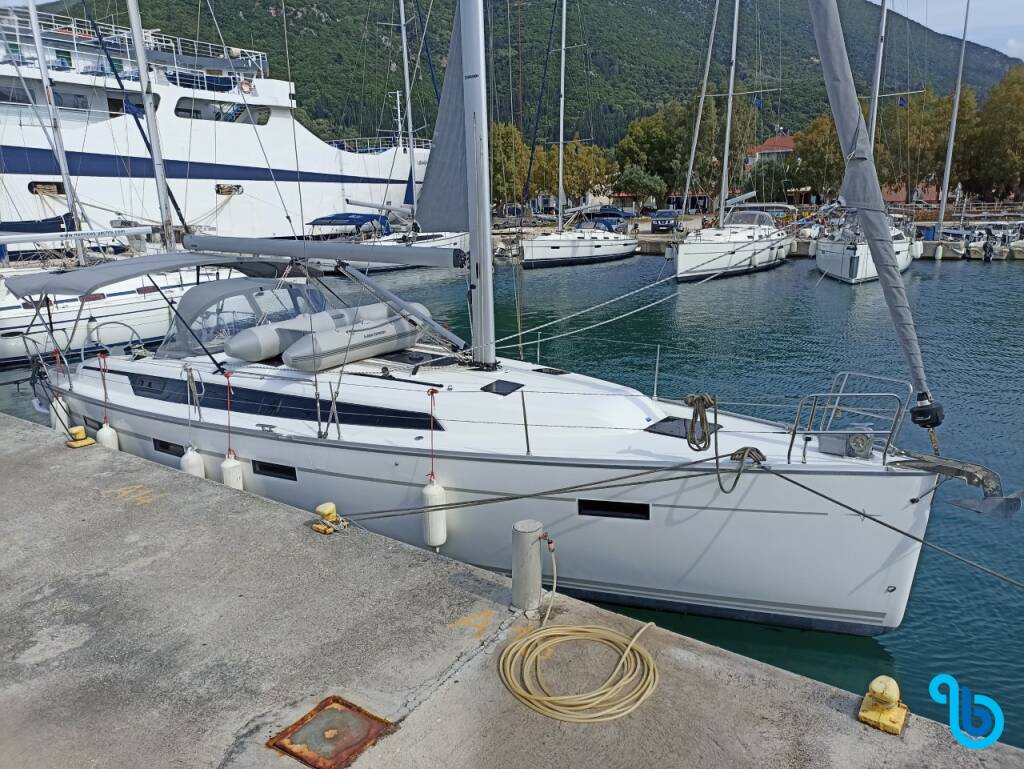 Bavaria Cruiser 41, Symeonidis41