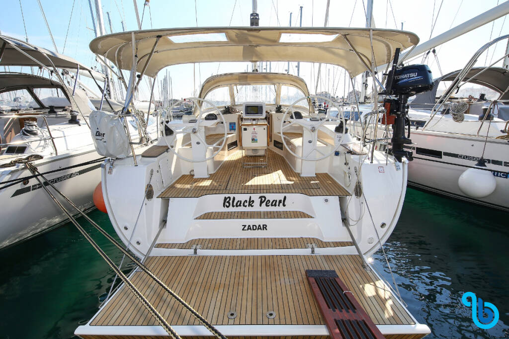 Bavaria Cruiser 45, Black Pearl