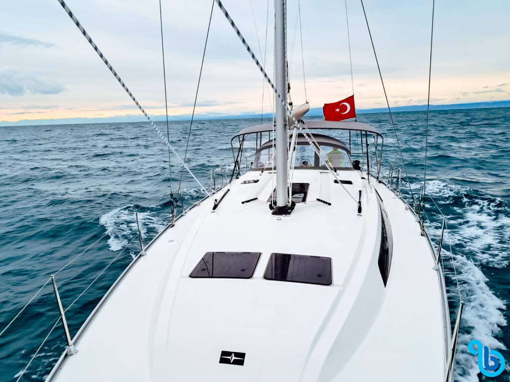 Bavaria Cruiser 46 Style, Adina