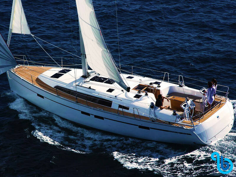 Bavaria Cruiser 46, Jochi