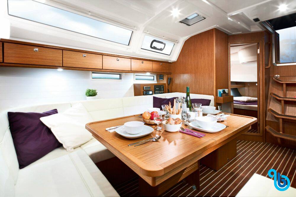 Bavaria Cruiser 46, PRESTIGE