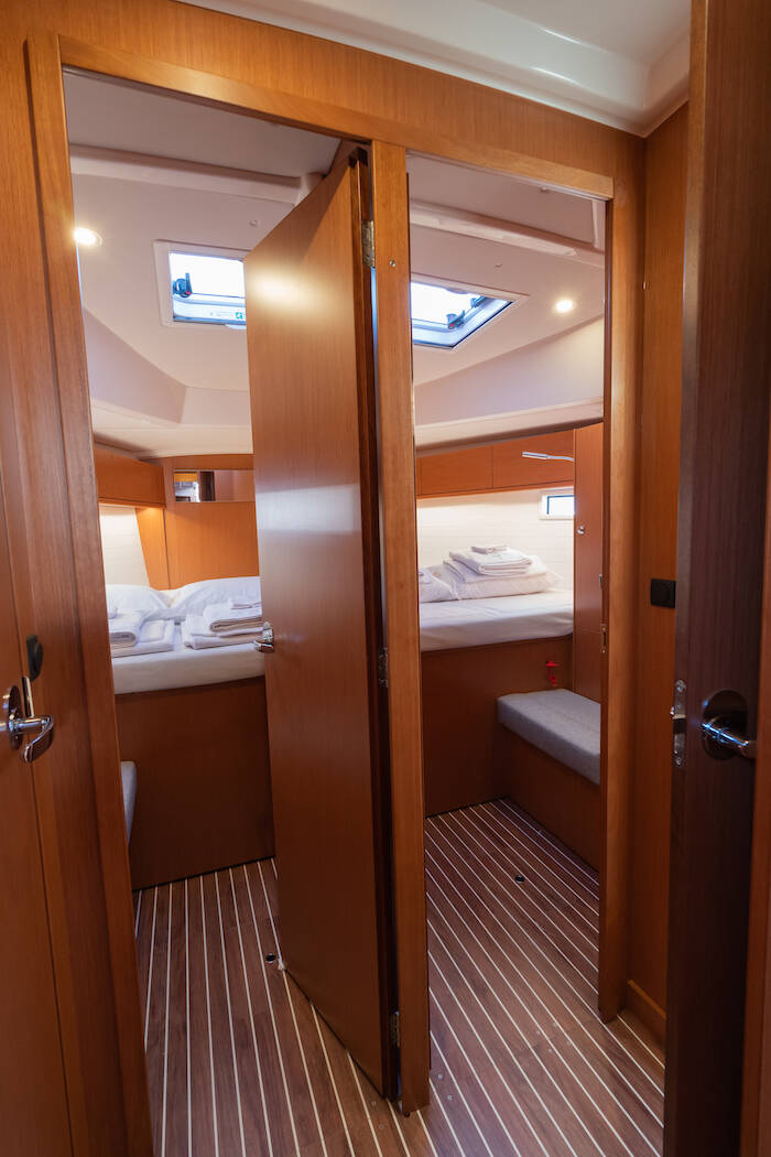 Bavaria Cruiser 46, Classy