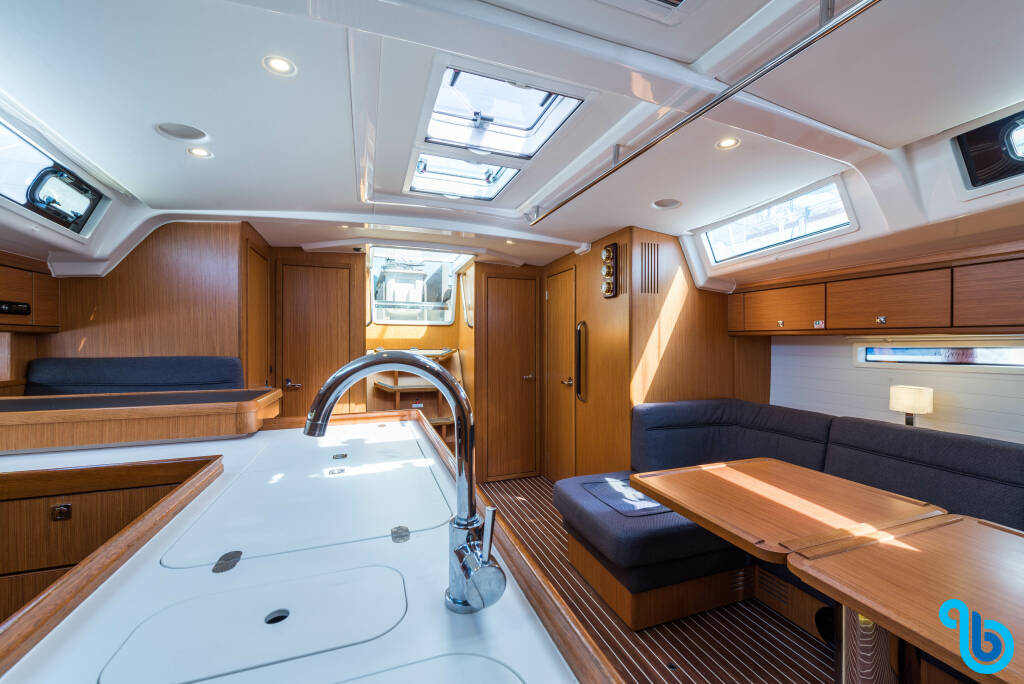 Bavaria Cruiser 56, Breathless