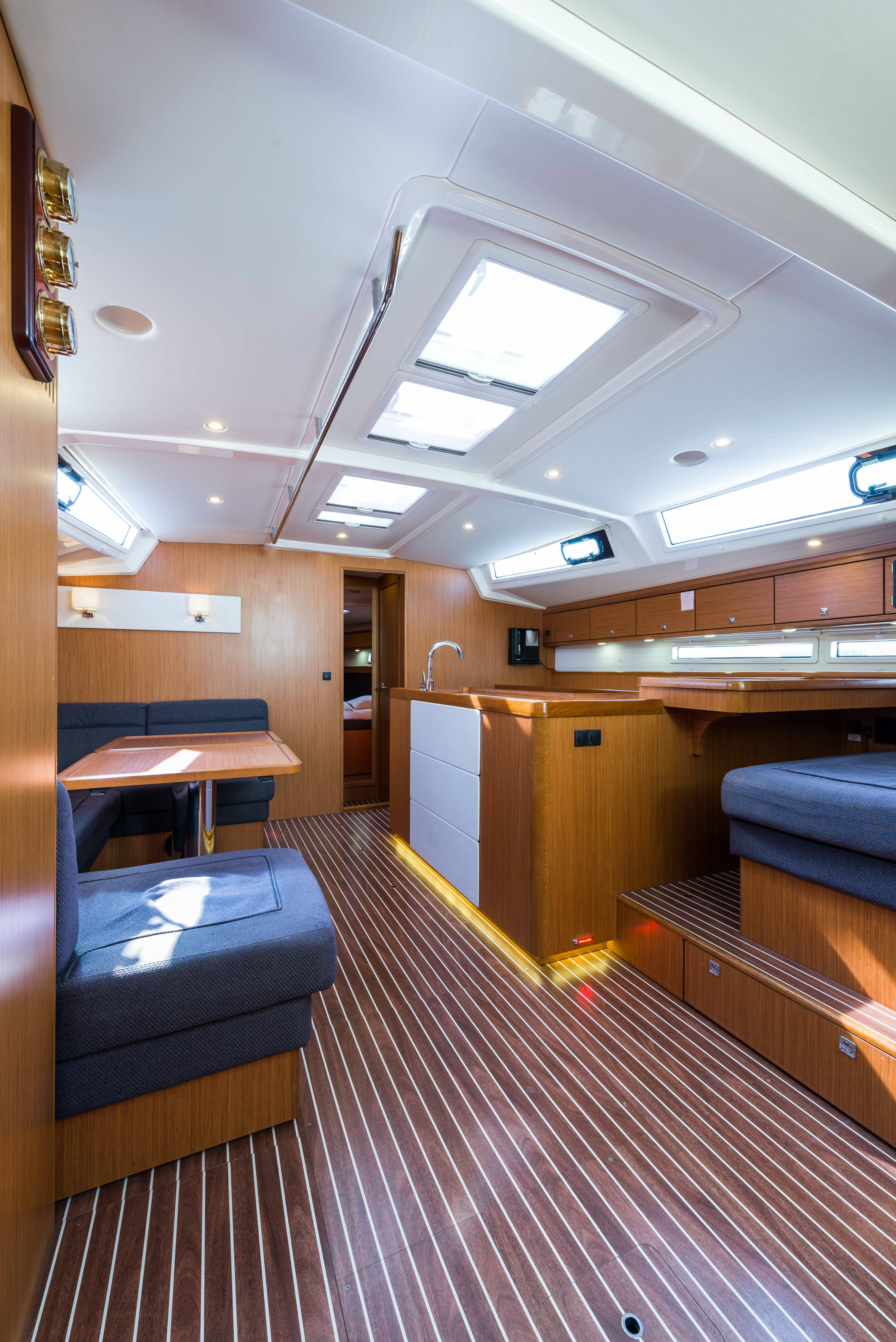 Bavaria Cruiser 56, Breathless