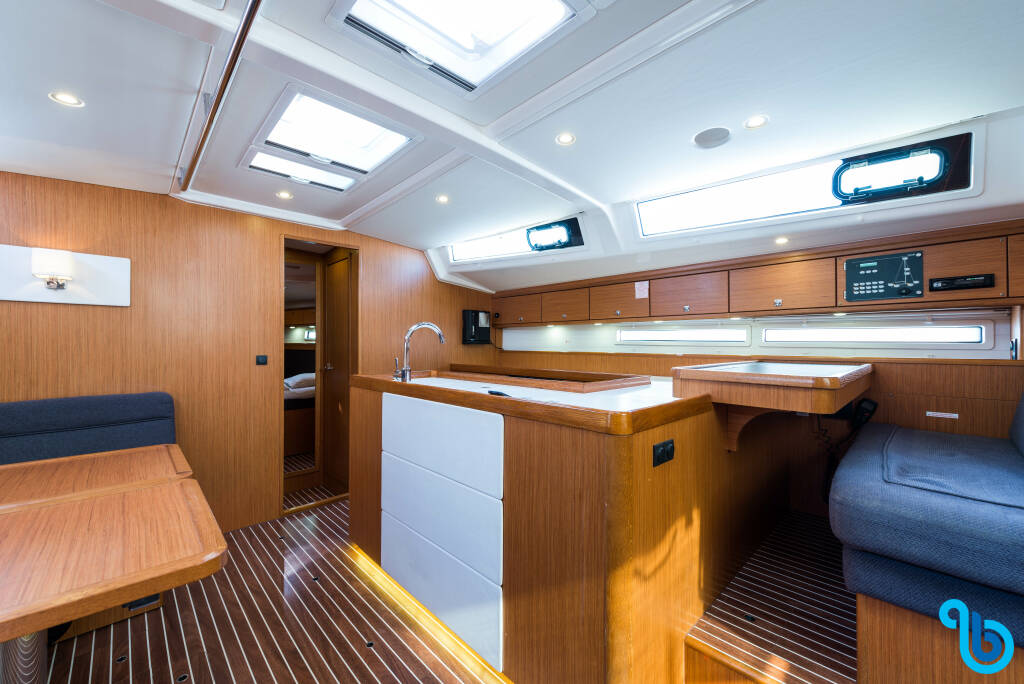 Bavaria Cruiser 56, Breathless