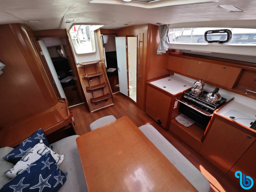 Beneteau 43, Lilium