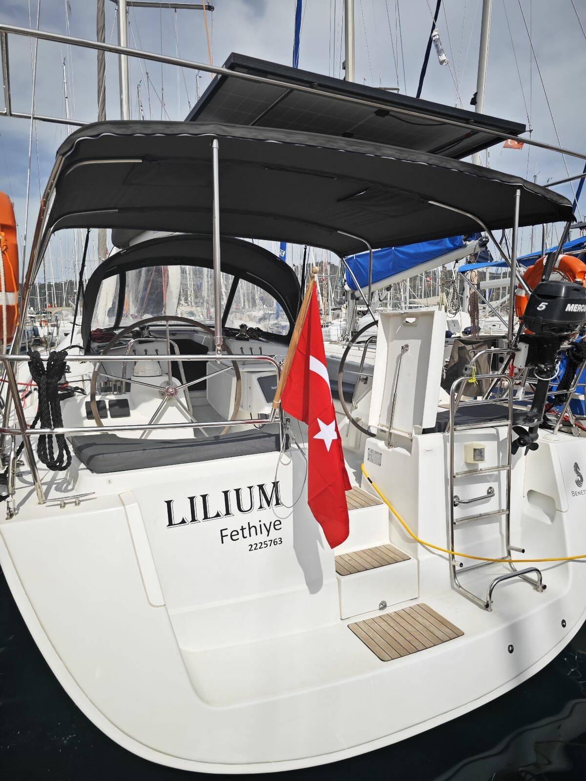 Beneteau 43, Lilium