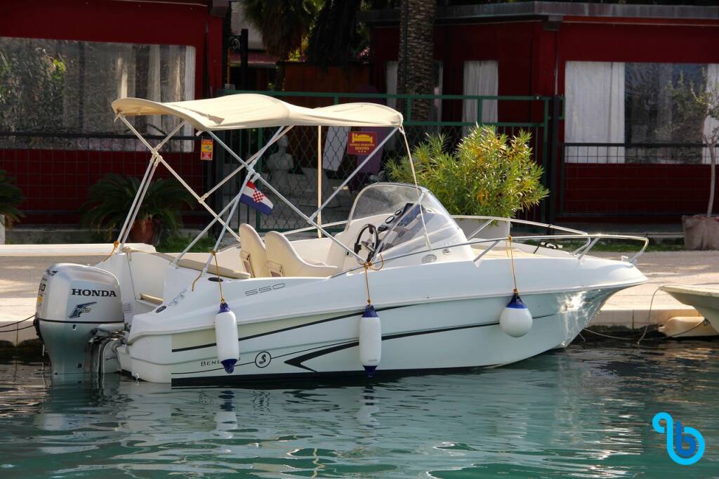 Beneteau 550, 