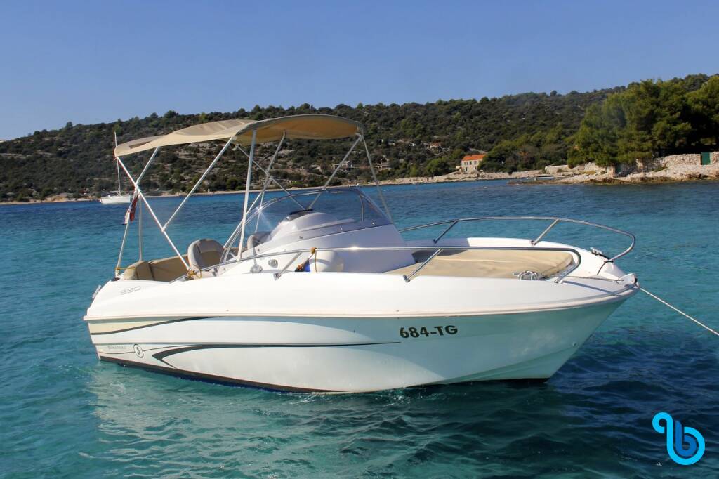 Beneteau 550, 