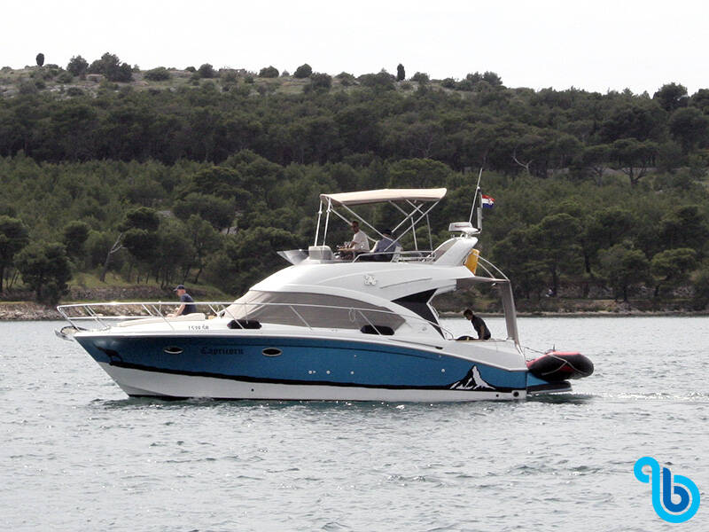 Beneteau Antares 36, Capricorn