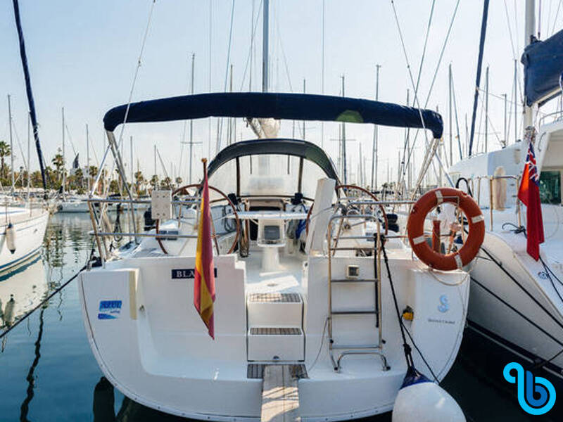 Beneteau Oceanis 43, Blauw