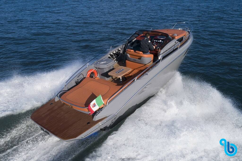 Cranchi E30 Endurance, Aurora